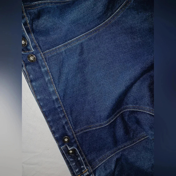 A Gap Blue Denim Jean Jacket - Picture 5 of 6
